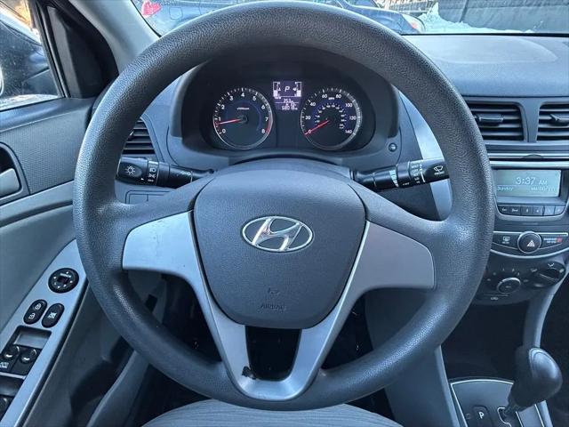 2017 Hyundai Accent SE