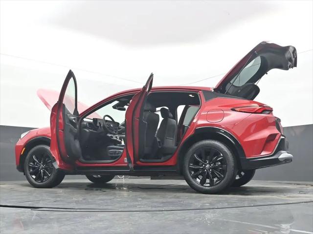 2026 Buick NV Sport Touring FWD