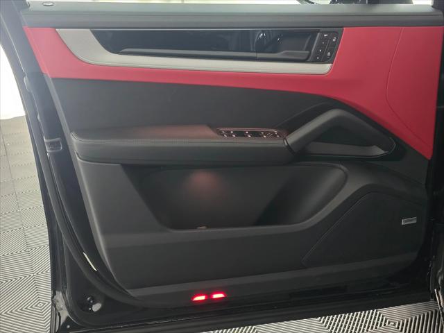 2025 Porsche Cayenne Coupe