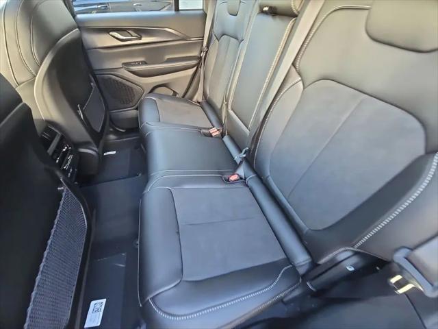 2025 Jeep Grand Cherokee Altitude X 4x4