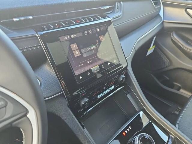 2025 Jeep Grand Cherokee Altitude X 4x4