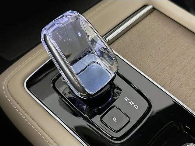 2026 Volvo XC90 Plug-In Hybrid Ultra, T8 AWD, Electric/Gasoline, Bright, 7 Seats