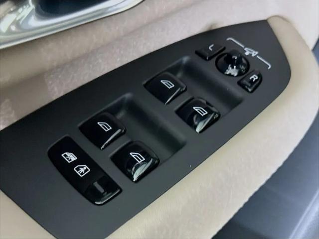 2026 Volvo XC90 Plug-In Hybrid Ultra, T8 AWD, Electric/Gasoline, Bright, 7 Seats