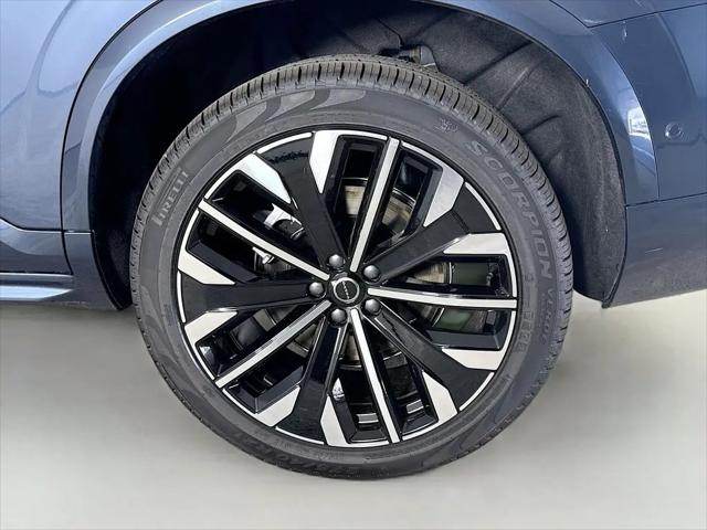 2026 Volvo XC90 Plug-In Hybrid Ultra, T8 AWD, Electric/Gasoline, Bright, 7 Seats