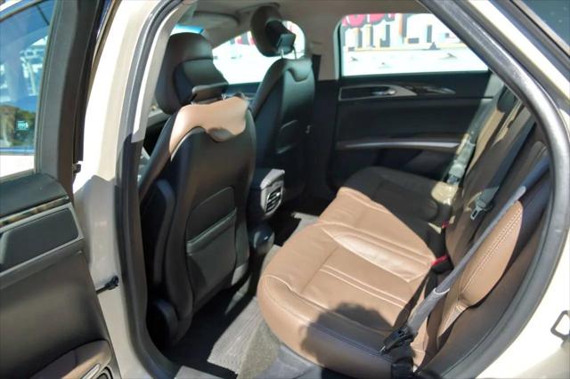 2016 Lincoln MKZ FWD