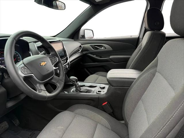 2023 Chevrolet Traverse AWD LT Cloth