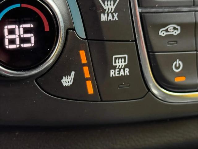 2023 Chevrolet Traverse AWD LT Cloth