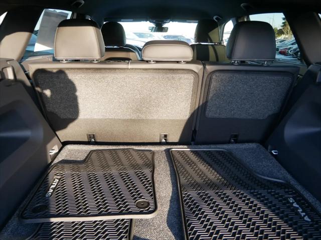 2026 Volkswagen Atlas Cross Sport SE with Technology