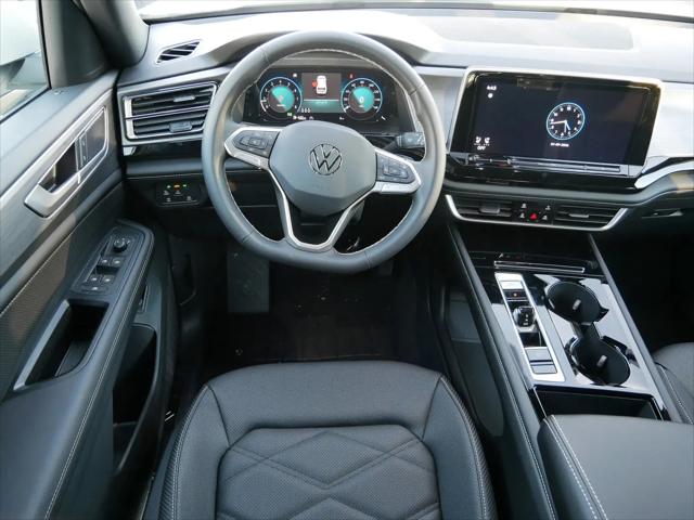 2026 Volkswagen Atlas Cross Sport SE with Technology