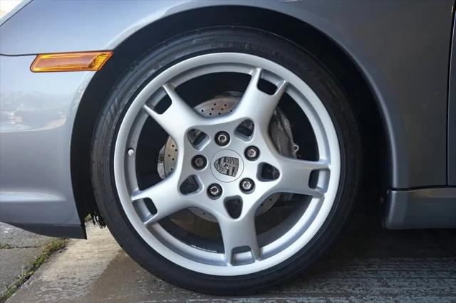 2005 Porsche 911 Carrera