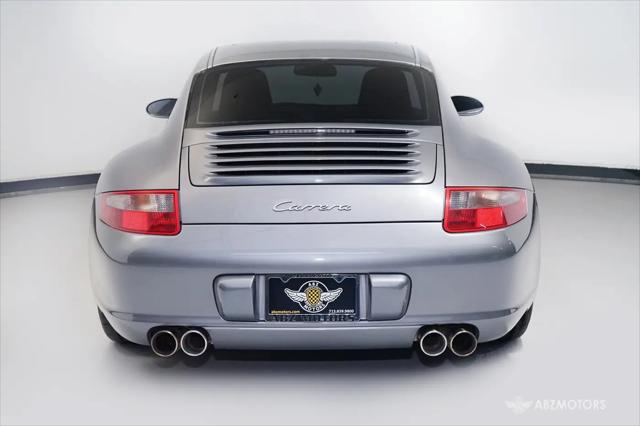 2005 Porsche 911 Carrera
