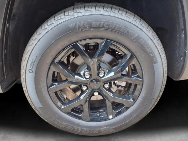 2026 Jeep Grand Cherokee Altitude 4x2