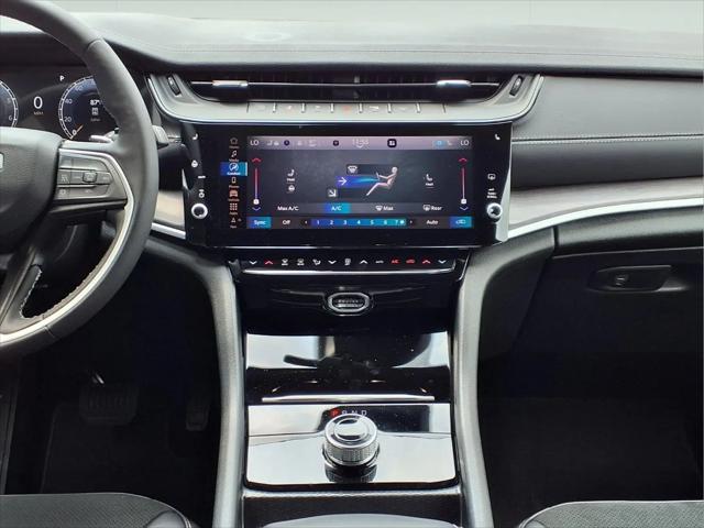 2026 Jeep Grand Cherokee Altitude 4x2