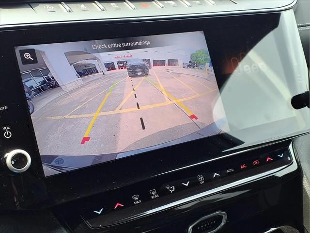 2026 Jeep Grand Cherokee Altitude 4x2
