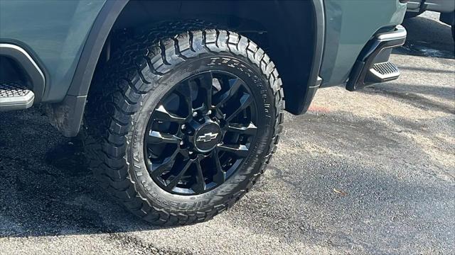 2026 Chevrolet Silverado 2500HD Crew Cab, Standard Bed, LTZ, 4WD