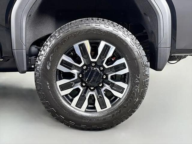2026 GMC Sierra 3500HD Crew Cab, Long Bed, Denali Ultimate, 4WD