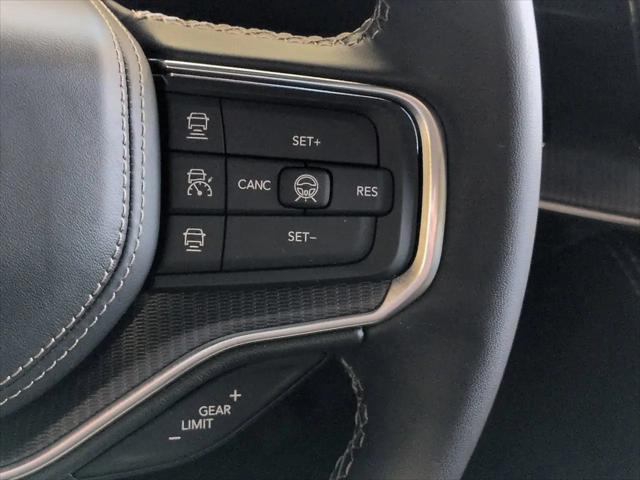2026 Jeep Grand Wagoneer L Summit Obsidian 4x4