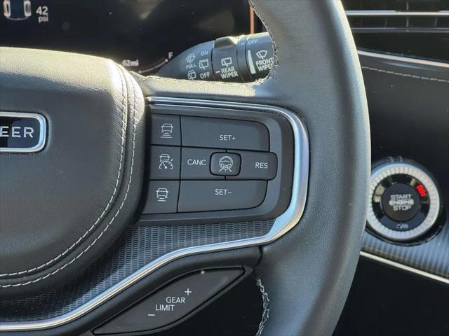2026 Jeep Grand Wagoneer L Summit Obsidian 4x4