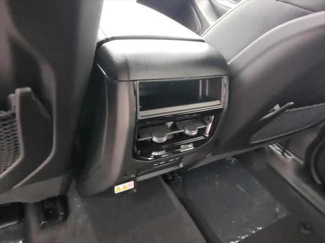 2026 Jeep Grand Cherokee Altitude 4x2