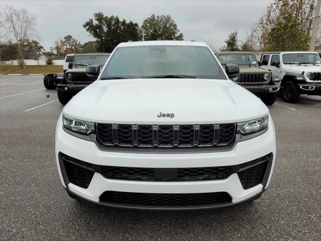 2026 Jeep Grand Cherokee Altitude 4x2
