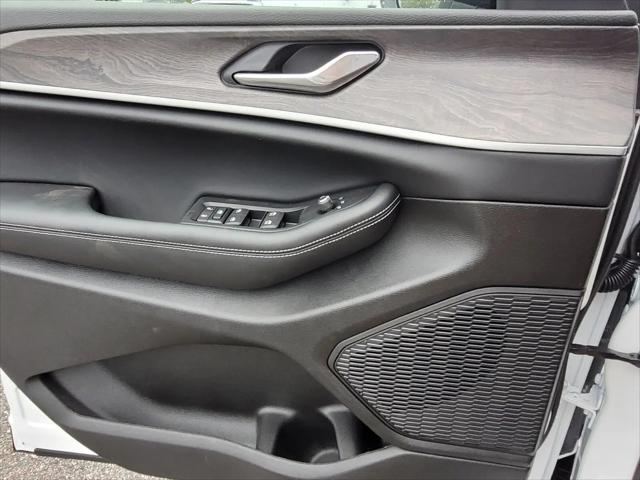 2026 Jeep Grand Cherokee Altitude 4x2