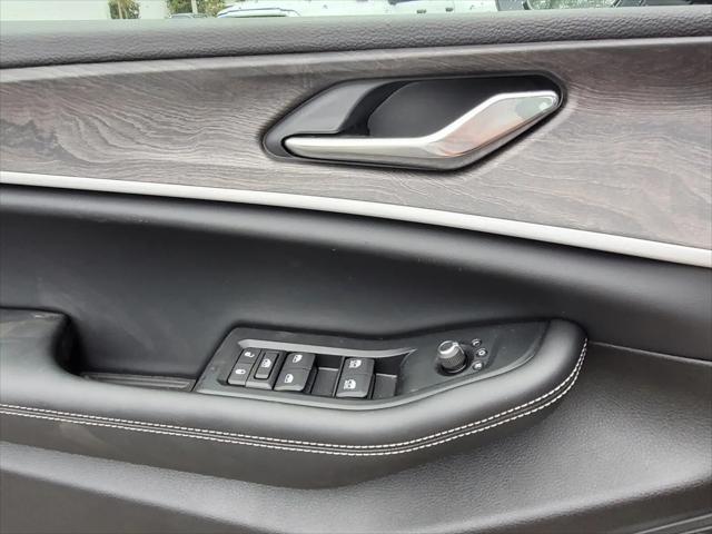 2026 Jeep Grand Cherokee Altitude 4x2