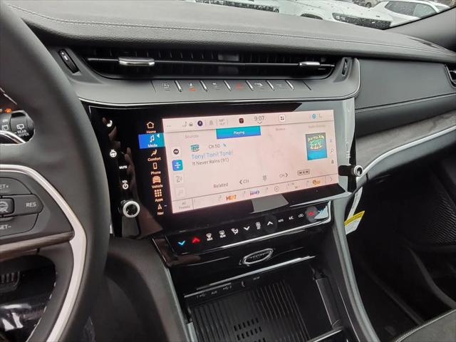 2026 Jeep Grand Cherokee Altitude 4x2