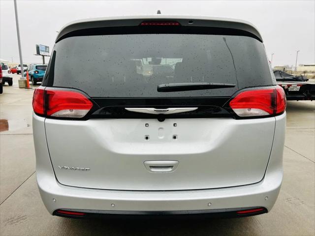 2026 Chrysler Voyager LX