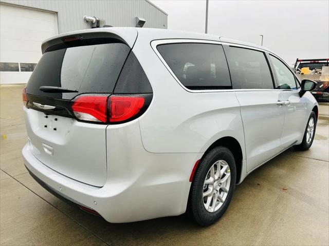 2026 Chrysler Voyager LX