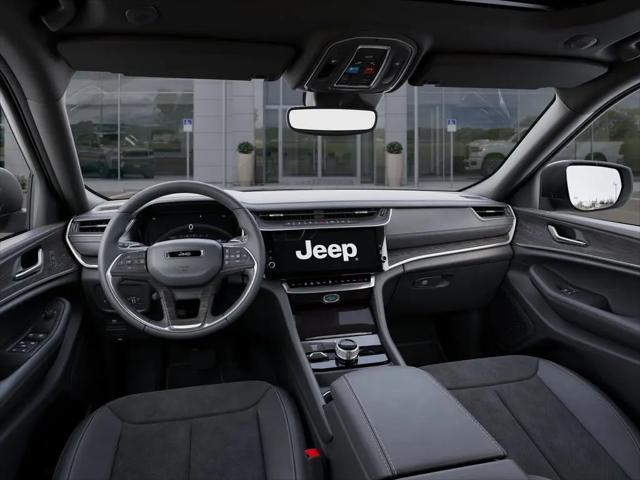 2026 Jeep Grand Cherokee Altitude 4x4