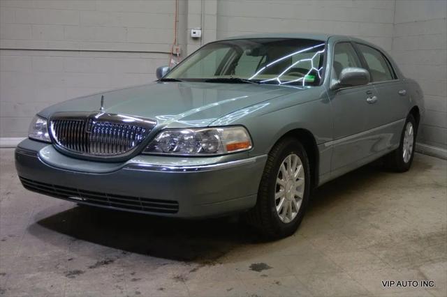 2006 Lincoln Town Car Signature