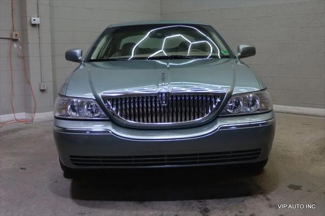 2006 Lincoln Town Car Signature