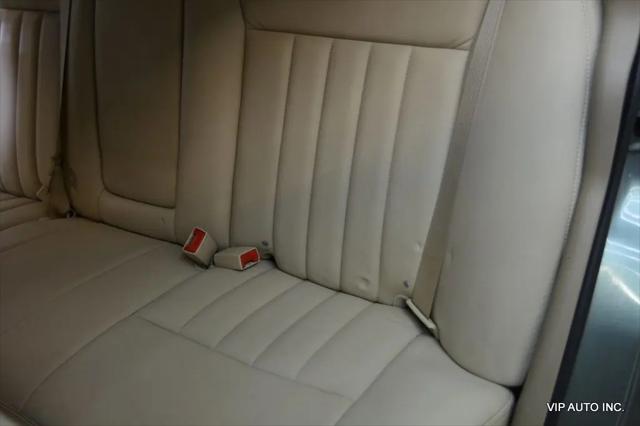 2006 Lincoln Town Car Signature