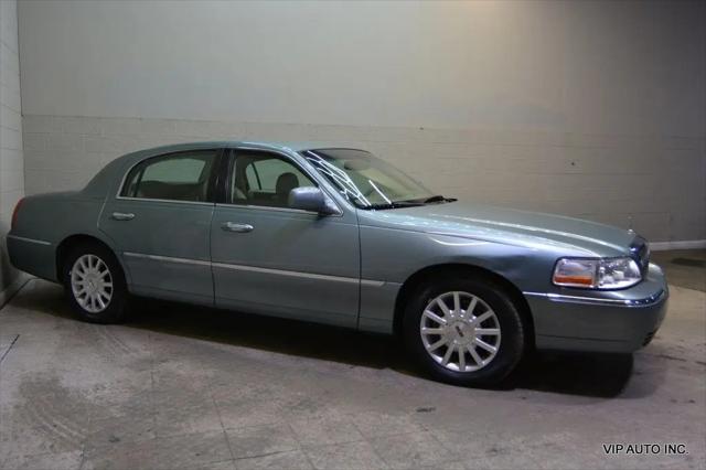 2006 Lincoln Town Car Signature