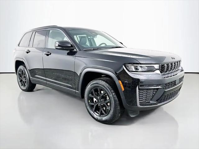 2026 Jeep Grand Cherokee Altitude 4x4 for sale in Owasso, OK