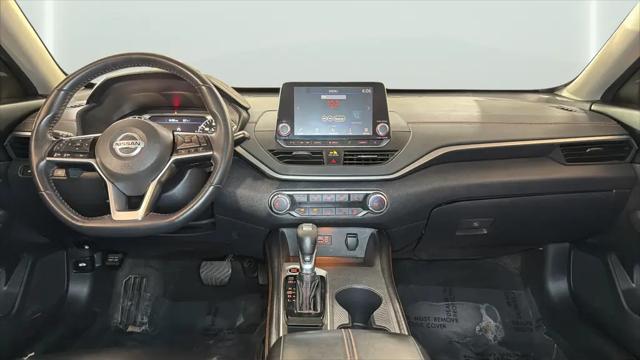 2020 Nissan Altima SR FWD