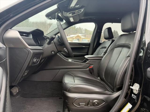 2025 Jeep Grand Cherokee L Limited 4x4