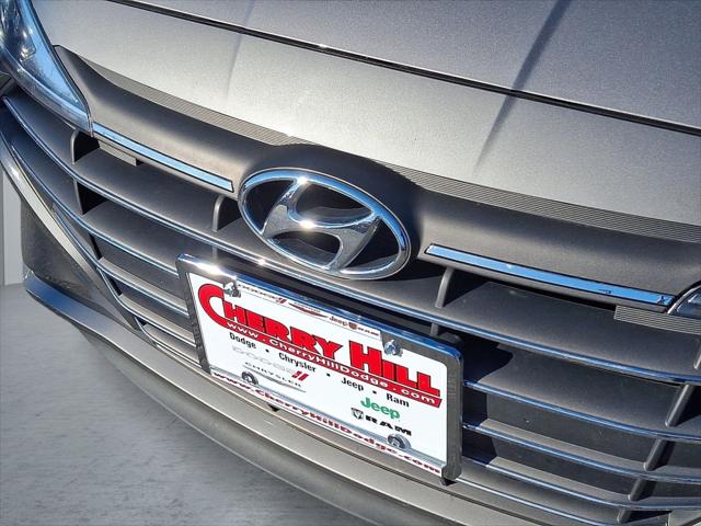 2020 Hyundai Elantra SE