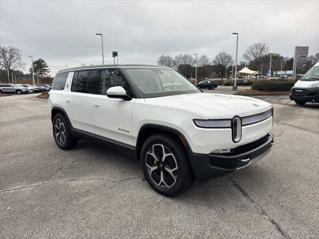 2023 Rivian R1S Adventure 2023 Rivian R1S Adventure