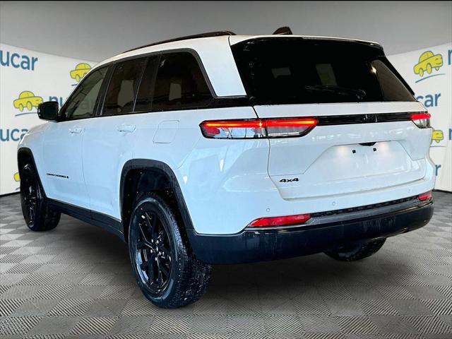 2026 Jeep Grand Cherokee Altitude 4x4