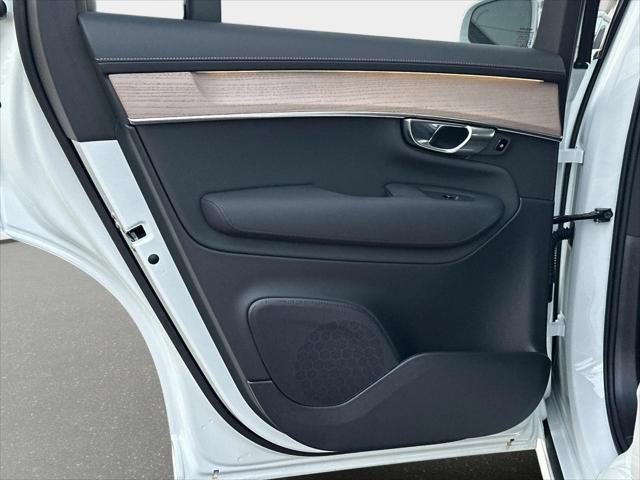 2026 Volvo XC90 Plus, B6 AWD Gas (mild hybrid), Gasoline, Bright, 7 Seats