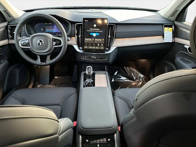 2026 Volvo XC90 Plus, B6 AWD Gas (mild hybrid), Gasoline, Bright, 7 Seats