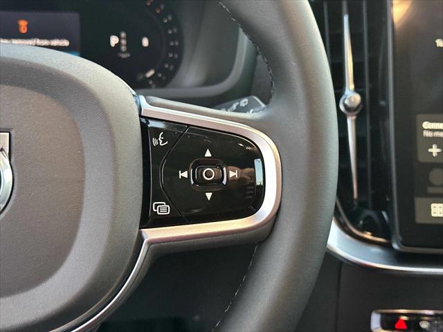 2026 Volvo XC90 Plus, B6 AWD Gas (mild hybrid), Gasoline, Bright, 7 Seats
