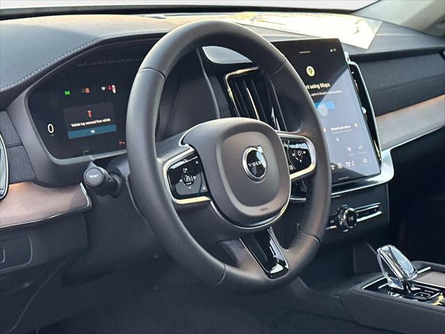 2026 Volvo XC90 Plus, B6 AWD Gas (mild hybrid), Gasoline, Bright, 7 Seats
