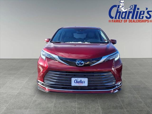 2023 Toyota Sienna Limited