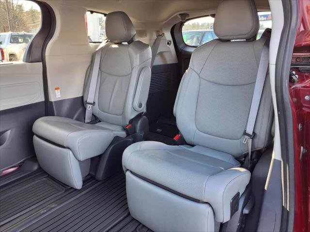 2023 Toyota Sienna Limited