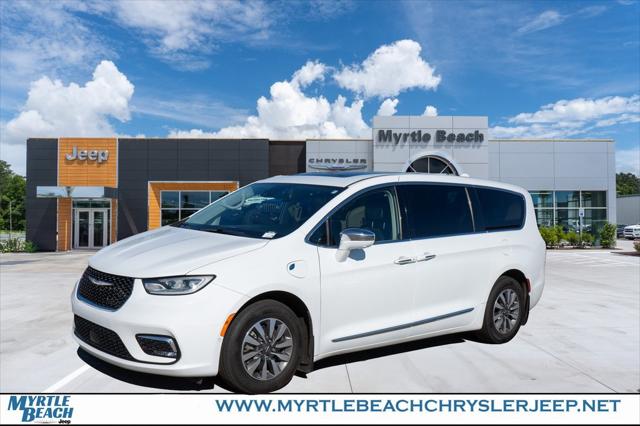 2022 Chrysler Pacifica Hybrid Limited 2022 Chrysler Pacifica Hybrid Limited