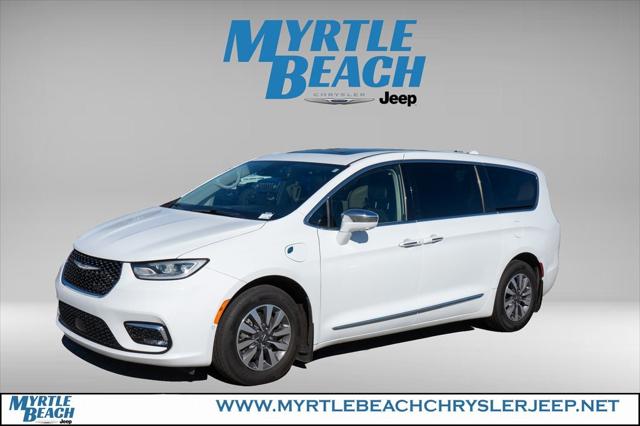 2022 Chrysler Pacifica Hybrid Limited 2022 Chrysler Pacifica Hybrid Limited