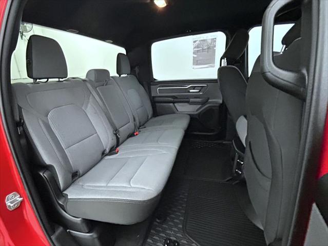2021 Ram 1500 Big Horn Crew Cab 4x4 5'7" Box
