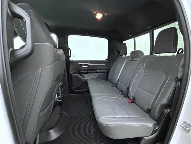 2022 Ram 1500 Big Horn Crew Cab 4x4 5'7" Box